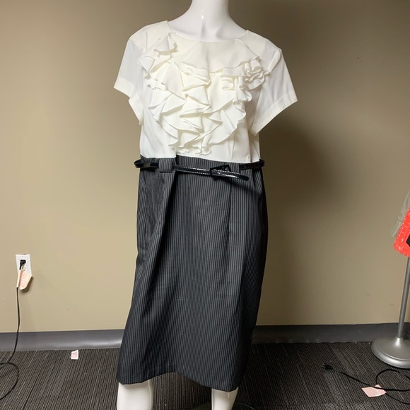 Shelby and Palmer dress - Picture 2 of 4